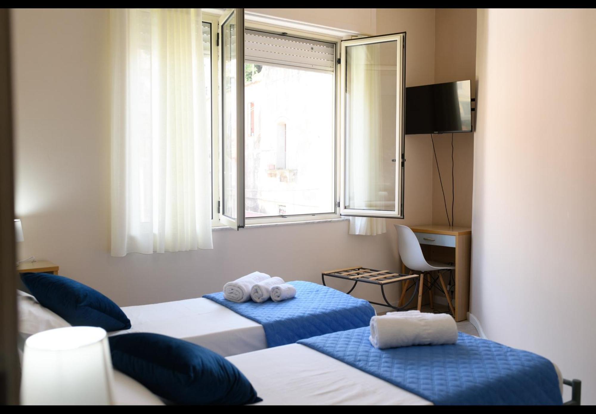 Gli Scacchi Apartments-King-Centro Storico Pizzo Exterior photo