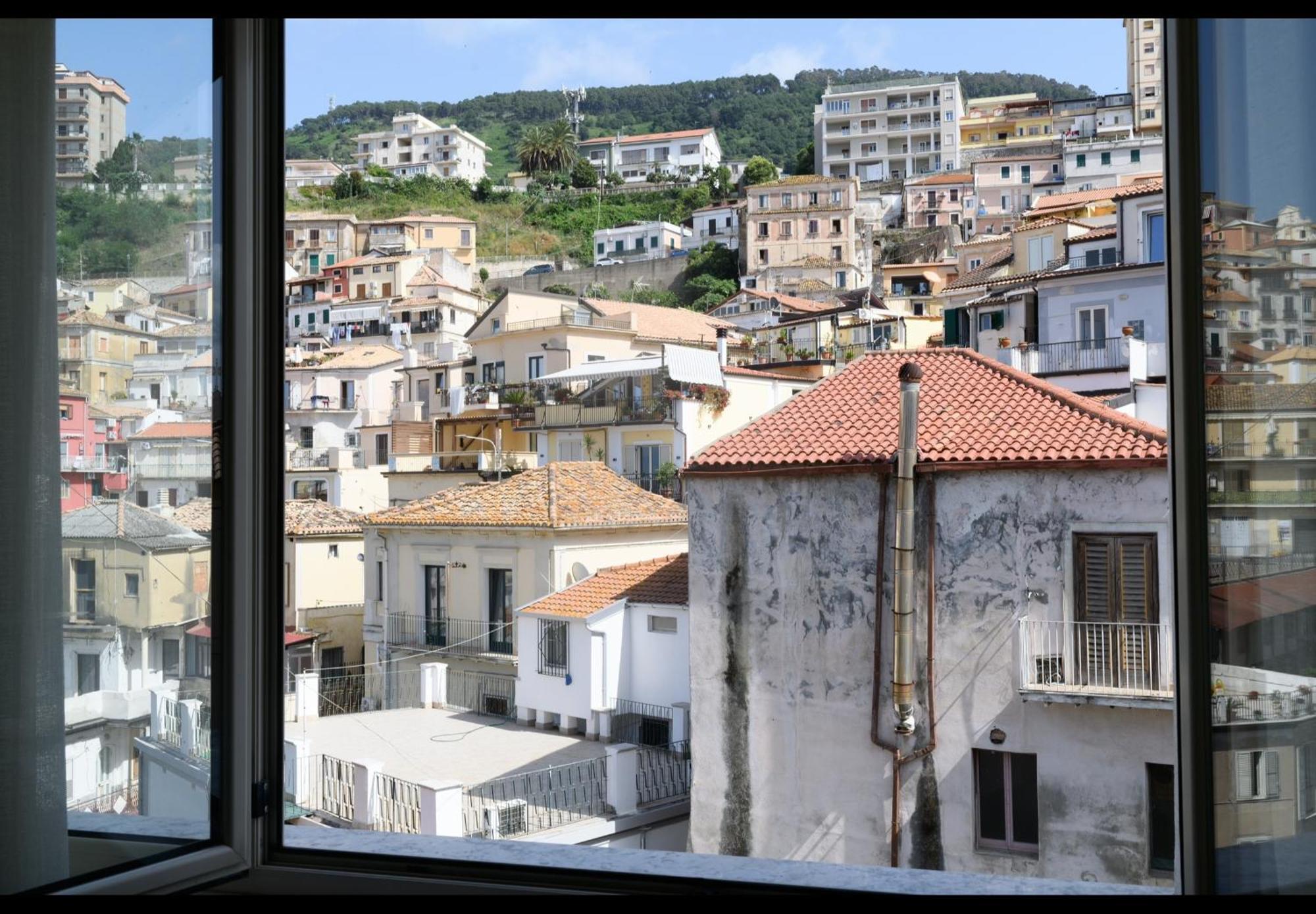 Gli Scacchi Apartments-King-Centro Storico Pizzo Exterior photo